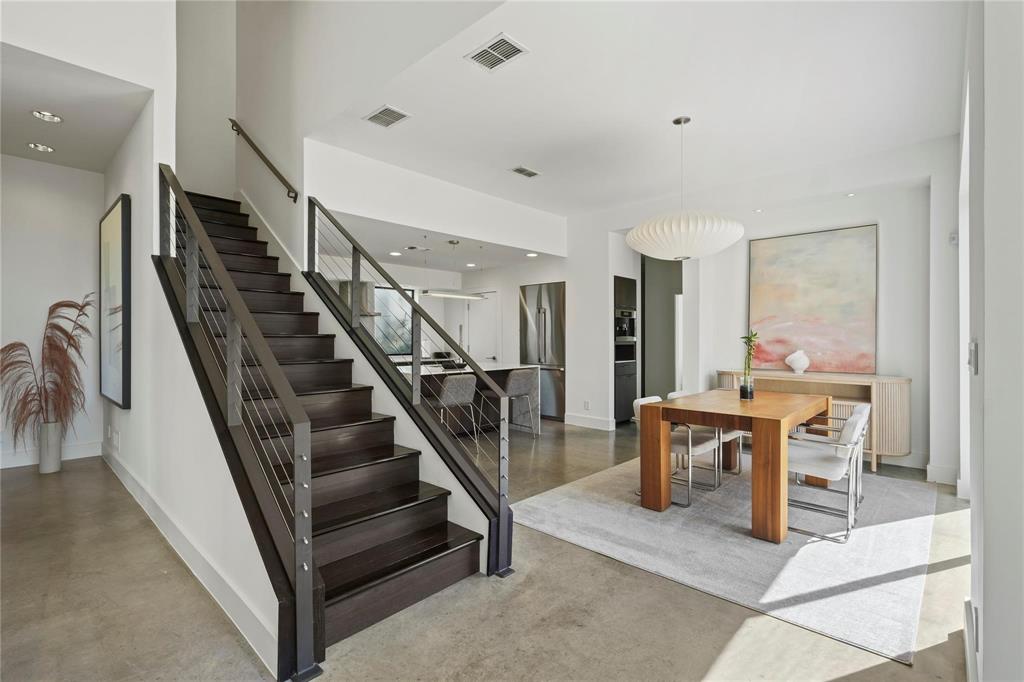 6 Vanguard Way Dallas, TX 75243 - Photo 8 of 35