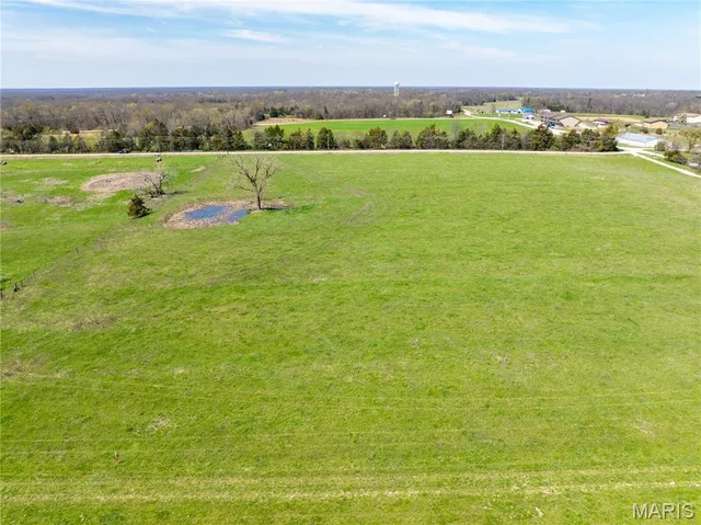 $89,900 | 3 Harbortown Road, Monroe City, MO 63456