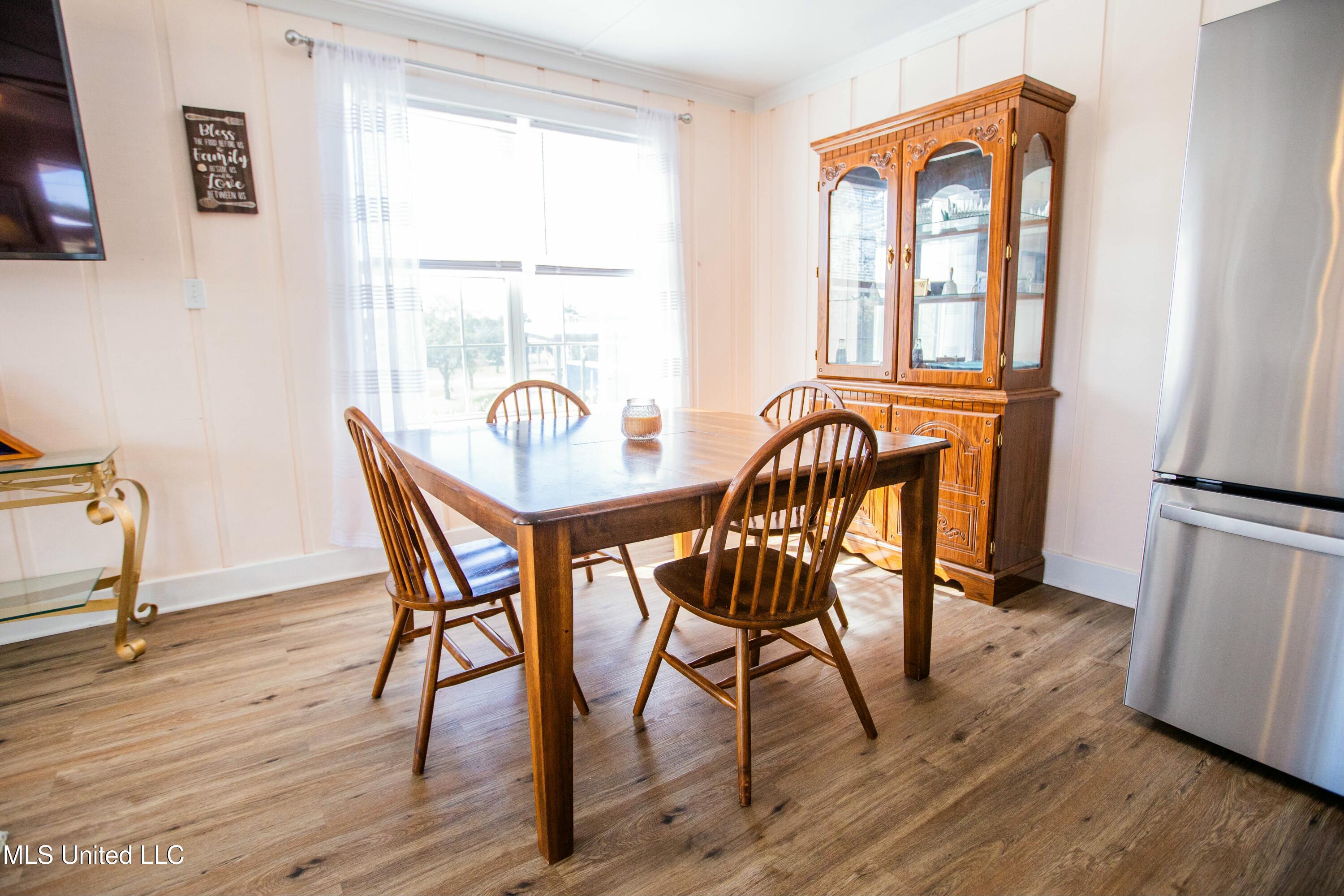 4029 Robin Street Bay St. Louis, MS 39520 - Photo 6 of 19 tempImageLxGlY9