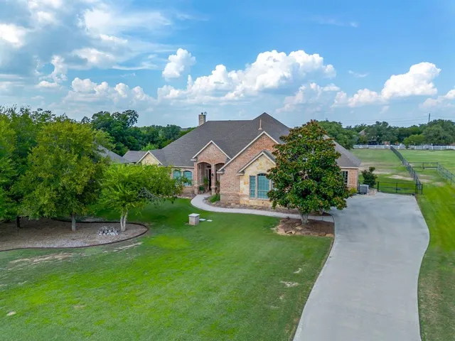 $625,000 | 13041 Stacey Valley Drive, Azle, TX 76020