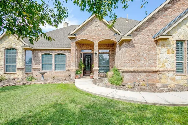 $625,000 | 13041 Stacey Valley Drive, Azle, TX 76020