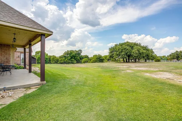 $625,000 | 13041 Stacey Valley Drive, Azle, TX 76020