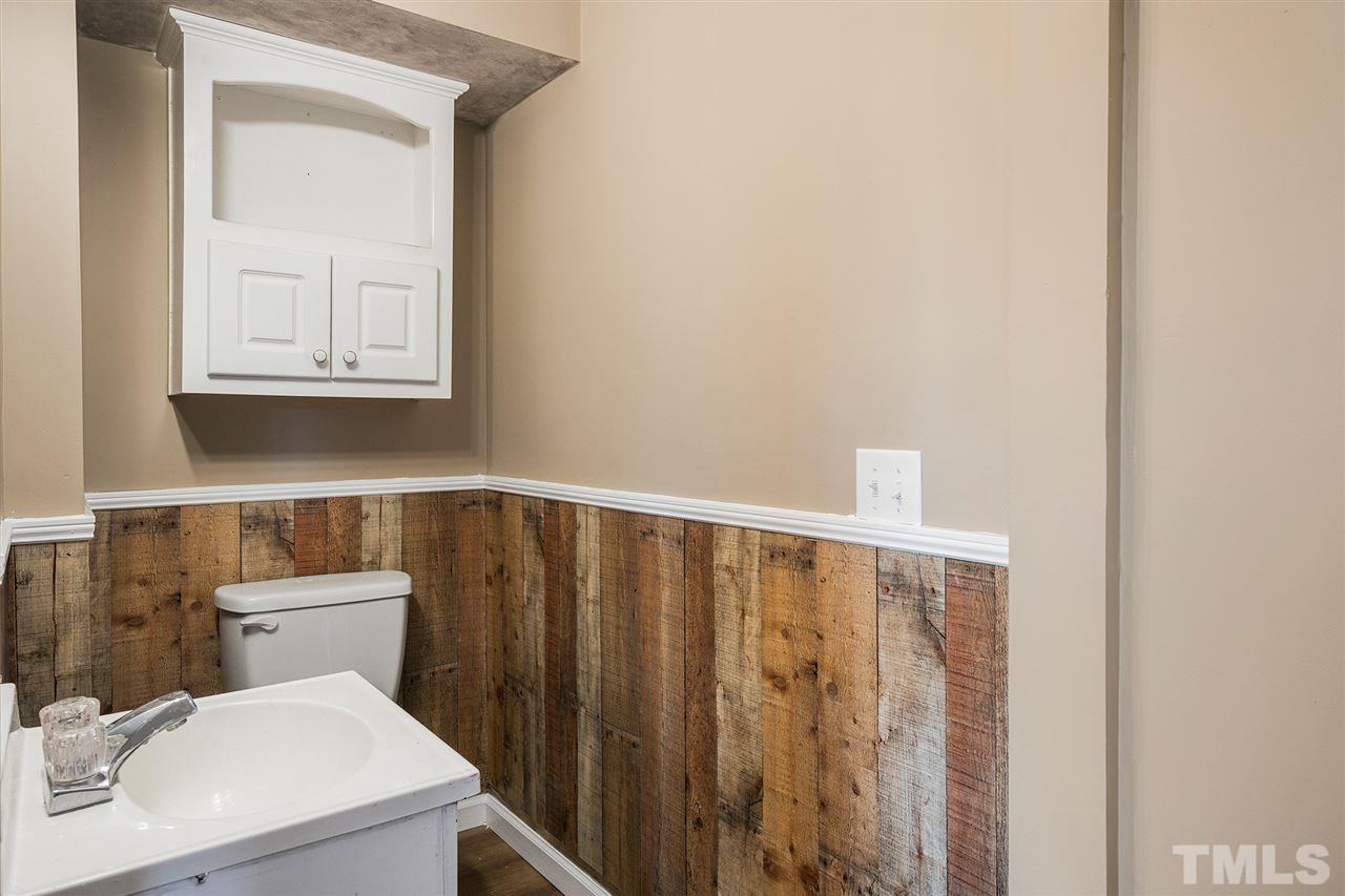 505 Surles Road Benson, NC 27504 - Photo 15 of 27