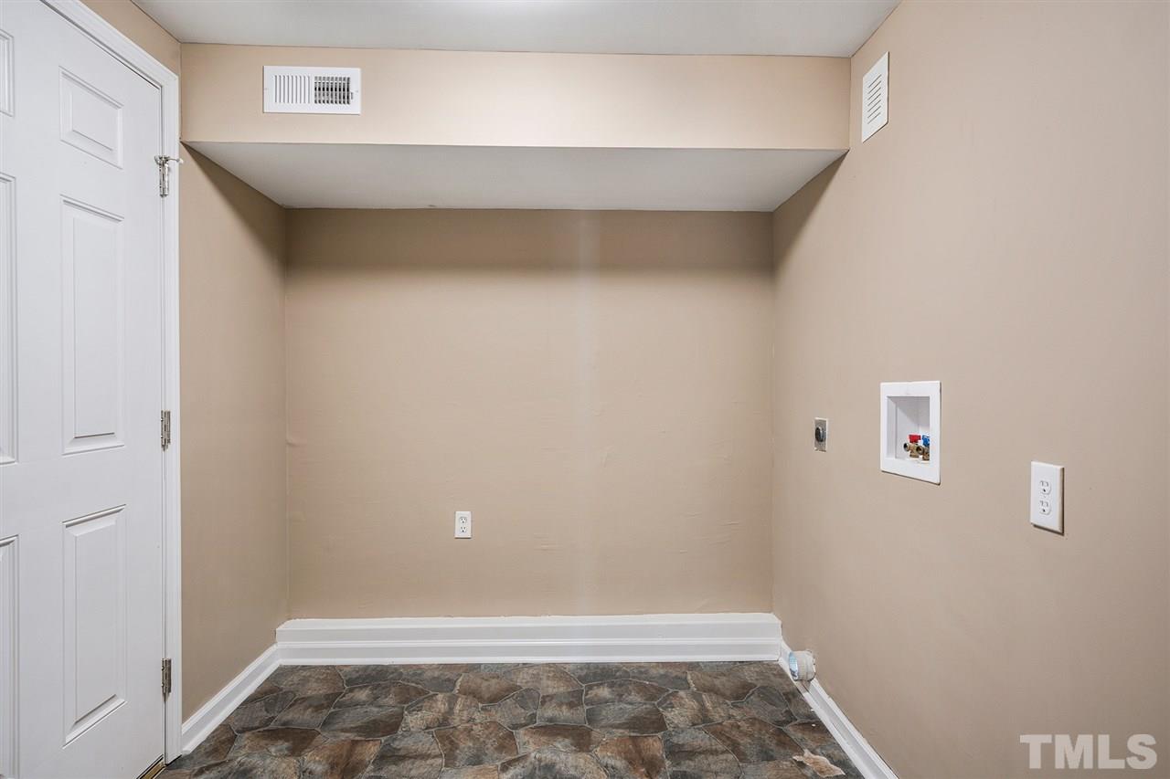 505 Surles Road Benson, NC 27504 - Photo 16 of 27