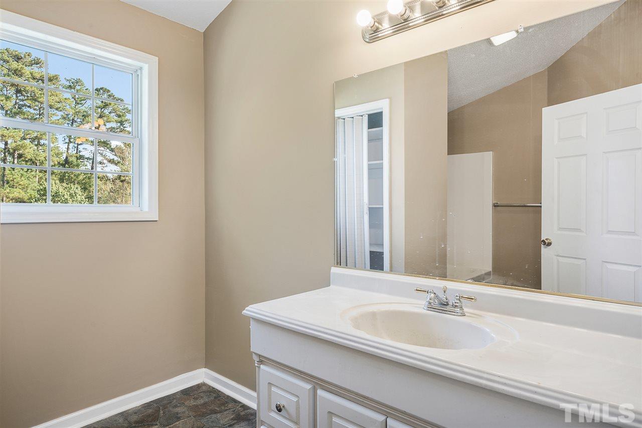 505 Surles Road Benson, NC 27504 - Photo 23 of 27
