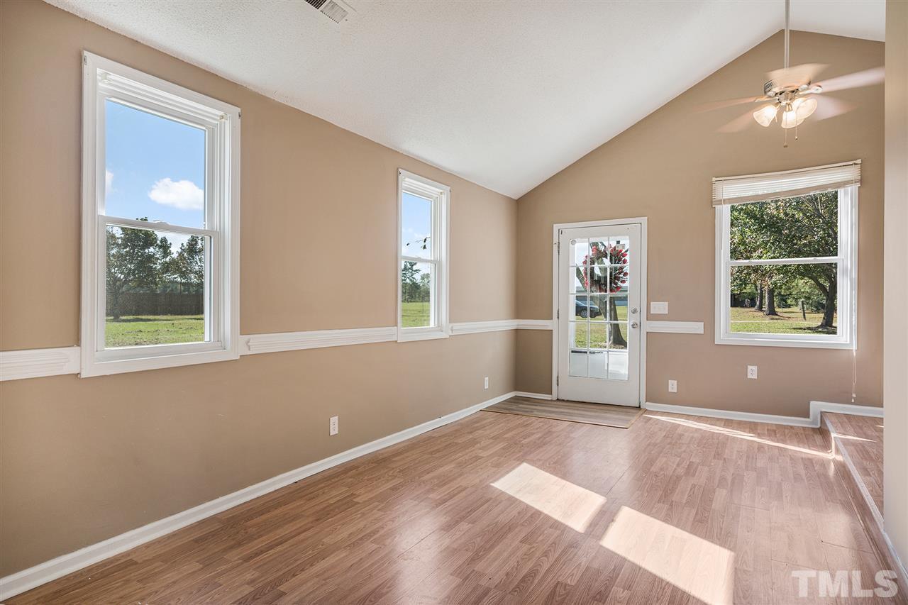 505 Surles Road Benson, NC 27504 - Photo 8 of 27