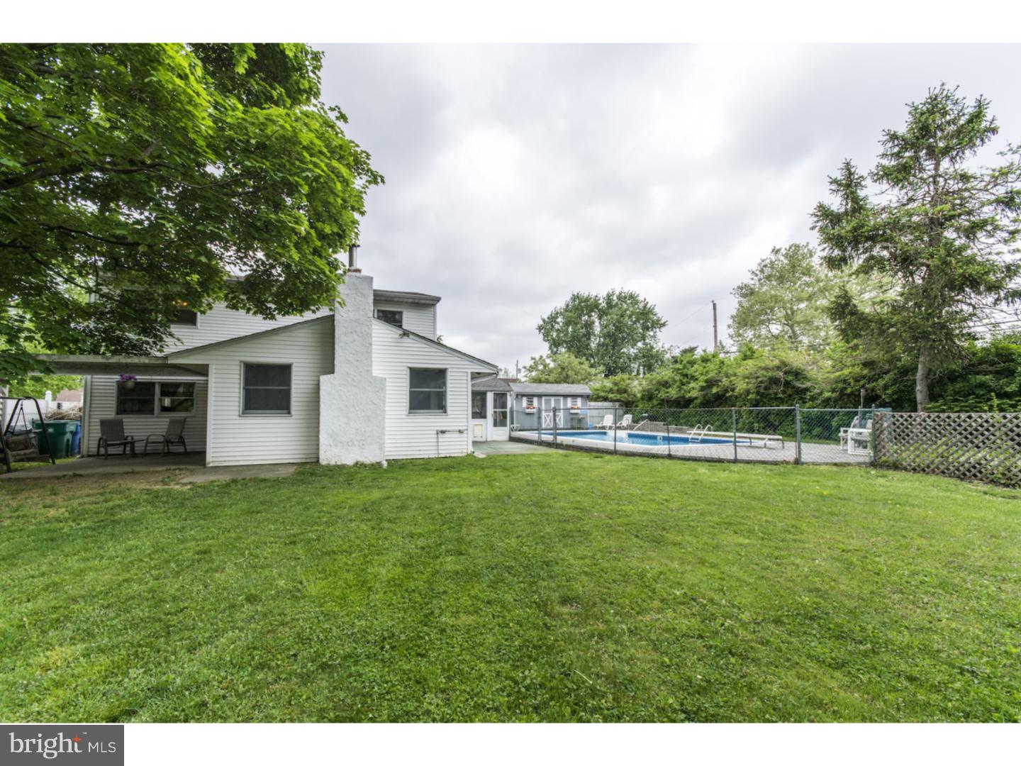 48 Ice Pond Road Levittown, PA 19057 - Photo 19 of 19 Back Yard
