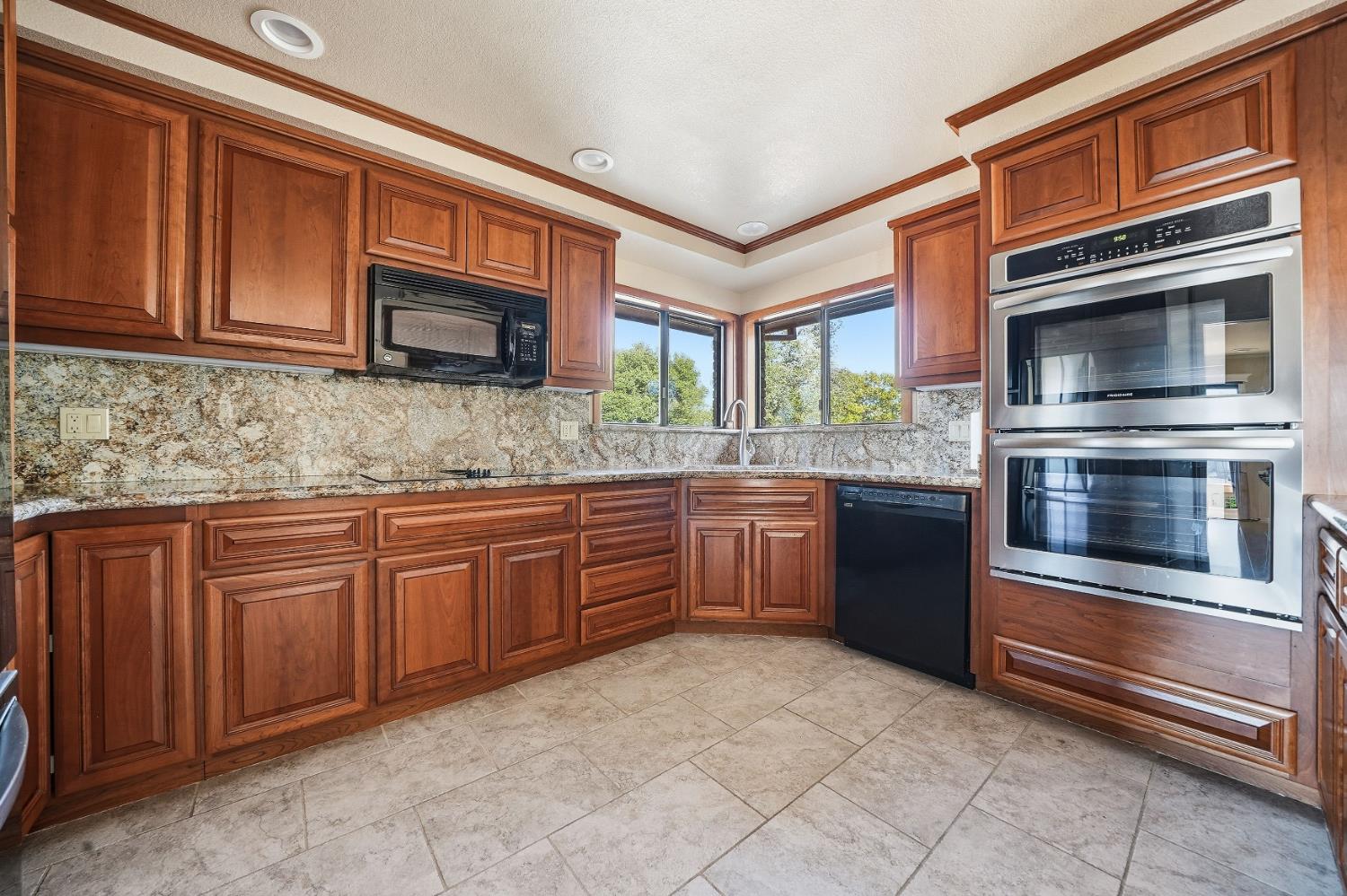 17234 Oak Road Jackson, CA 95642 - Photo 7 of 58