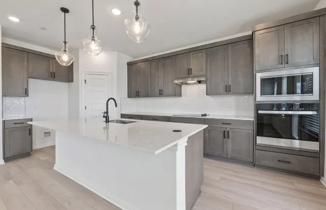 $389,900 | 2725 Woodall Drive, Unit 1804, Cedar Park, TX 78613