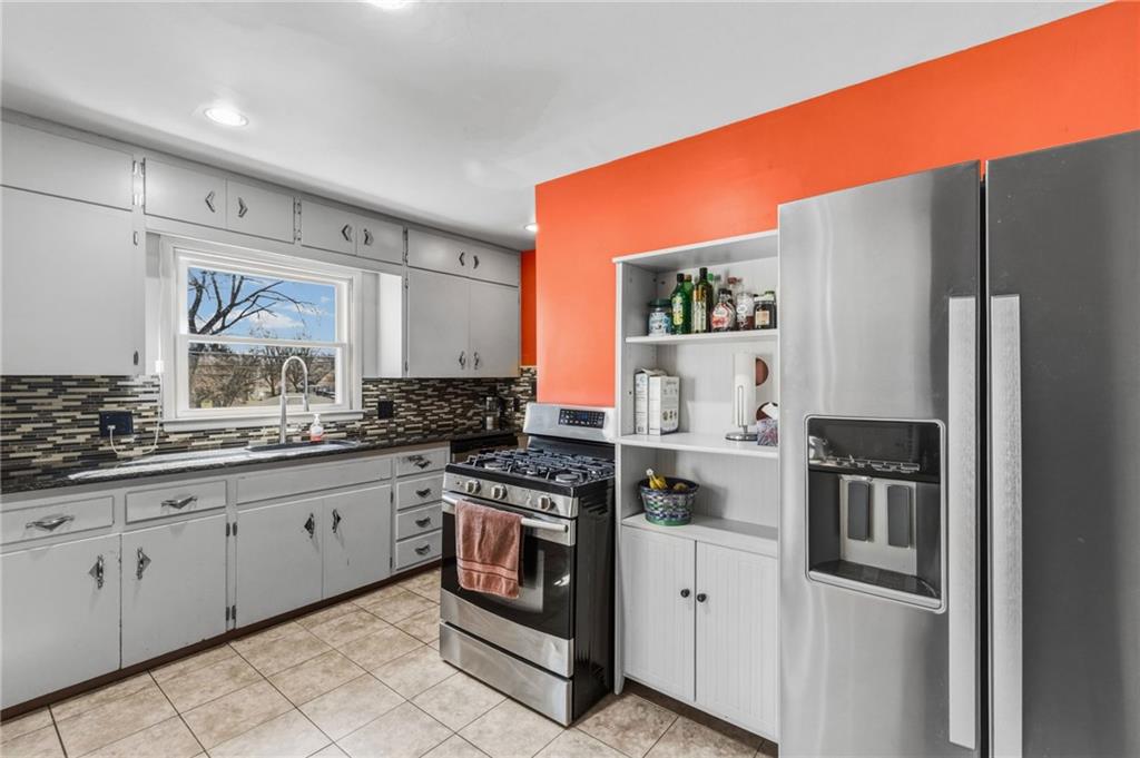 618 North Chestnut Street Cameron, MO 64429 - Photo 11 of 38