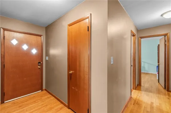 $220,000 | 618 North Chestnut Street, Cameron, MO 64429