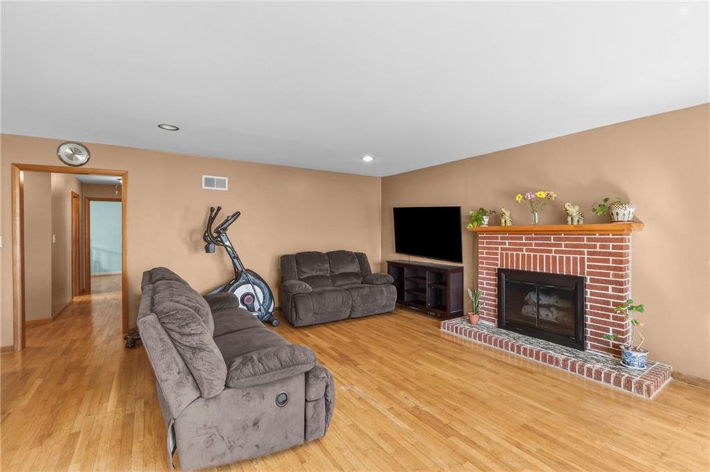 618 North Chestnut Street Cameron, MO 64429 - Photo 6 of 38