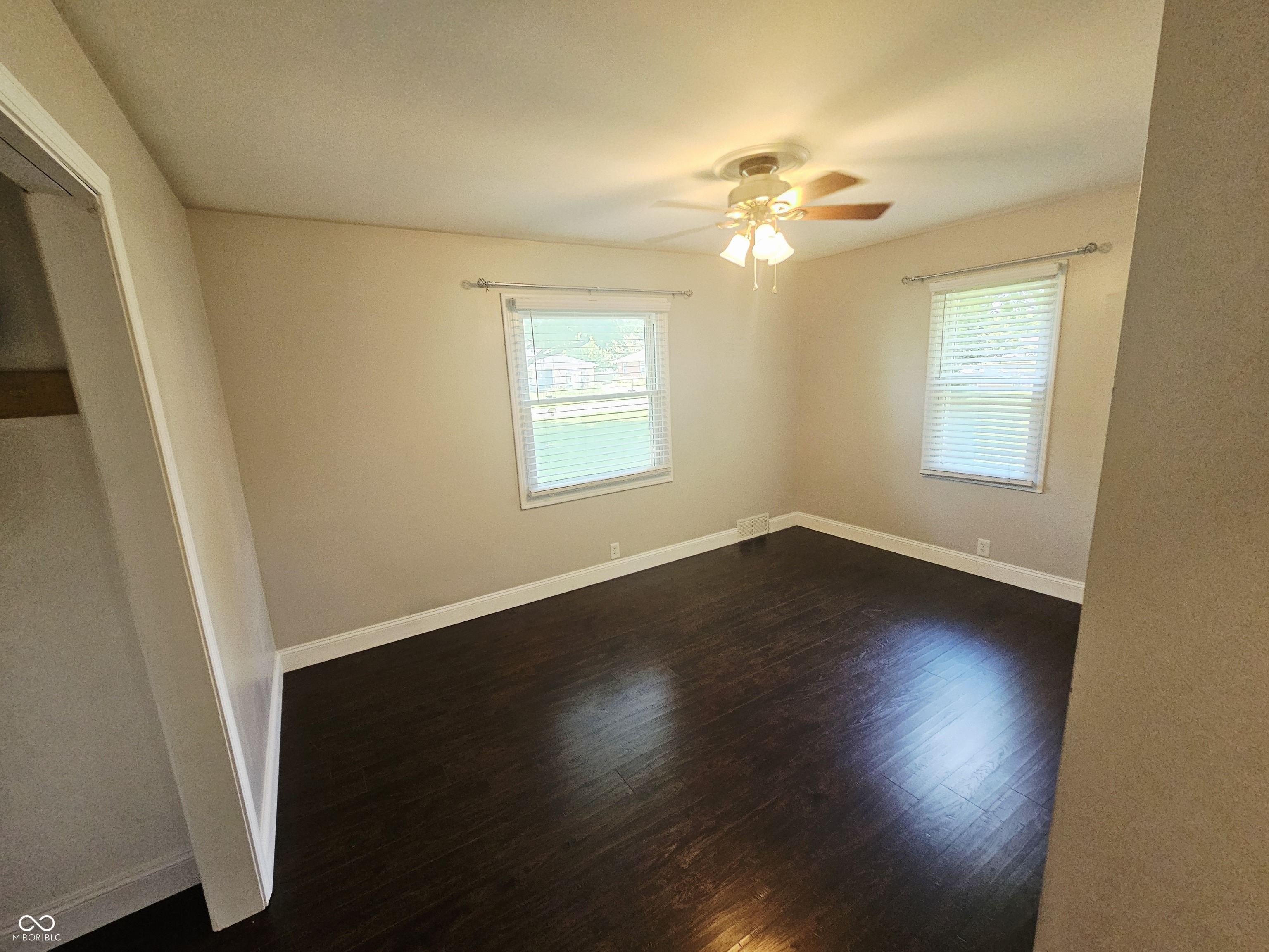 428 Maxwell Road Indianapolis, IN 46217 - Photo 13 of 28