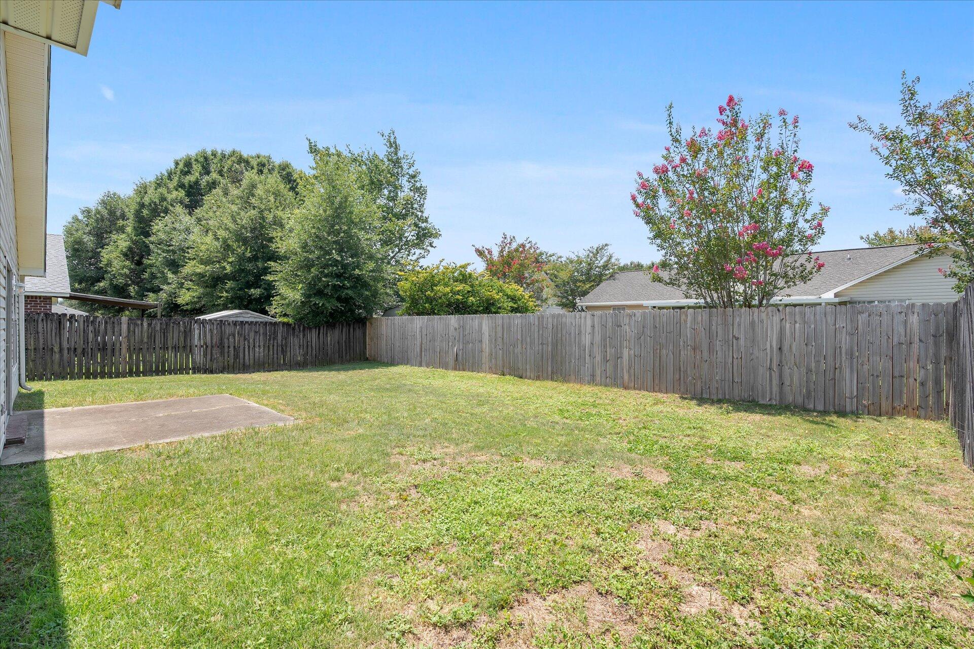 118 Sandstone Trail Crestview, FL 32539 - Photo 29 of 33 a view of garden with patio