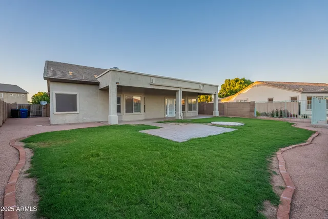 $2,195 | 2033 North 110th Avenue, Avondale, AZ 85392
