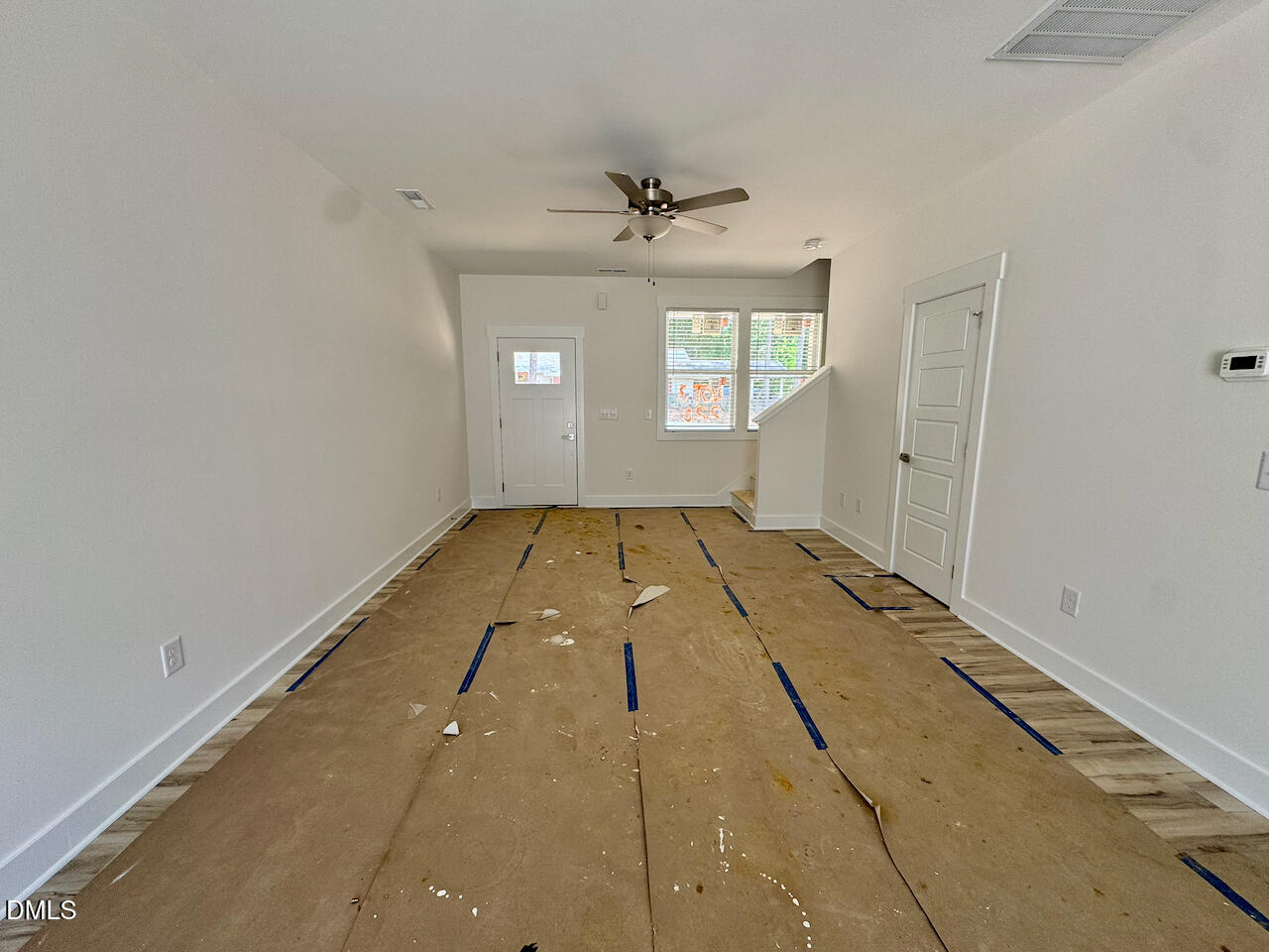 220 George Street Four Oaks, NC 27524 - Photo 22 of 48 Living Room