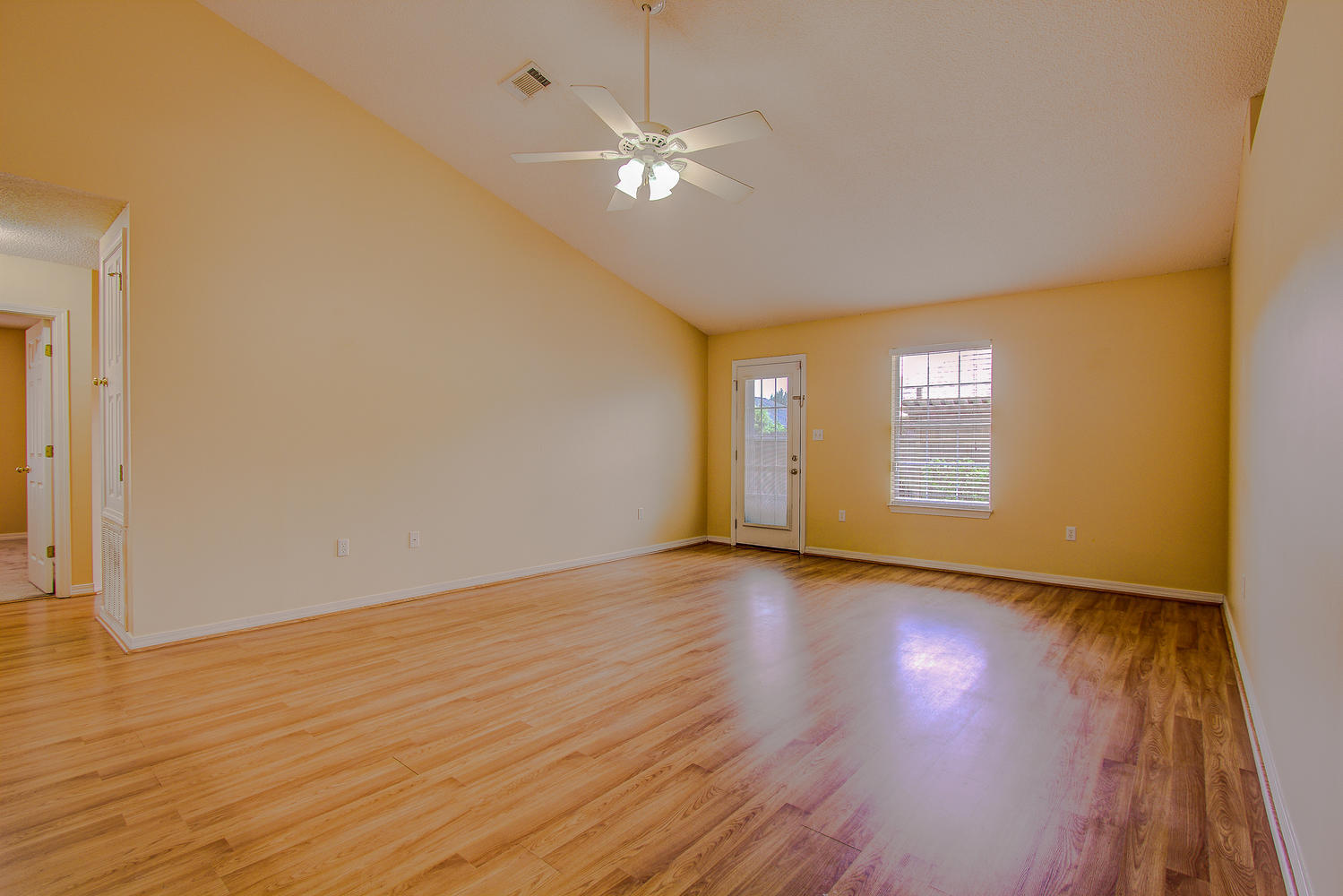 12 Inlet Drive Miramar Beach, FL 32550 - Photo 14 of 27 a view of an empty room with wooden floor and a window