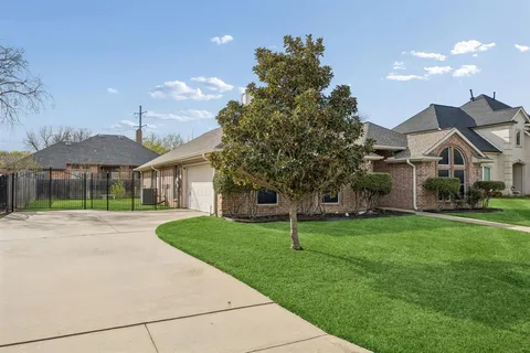 $460,000 | 2741 Naples Drive, Hurst, TX 76054