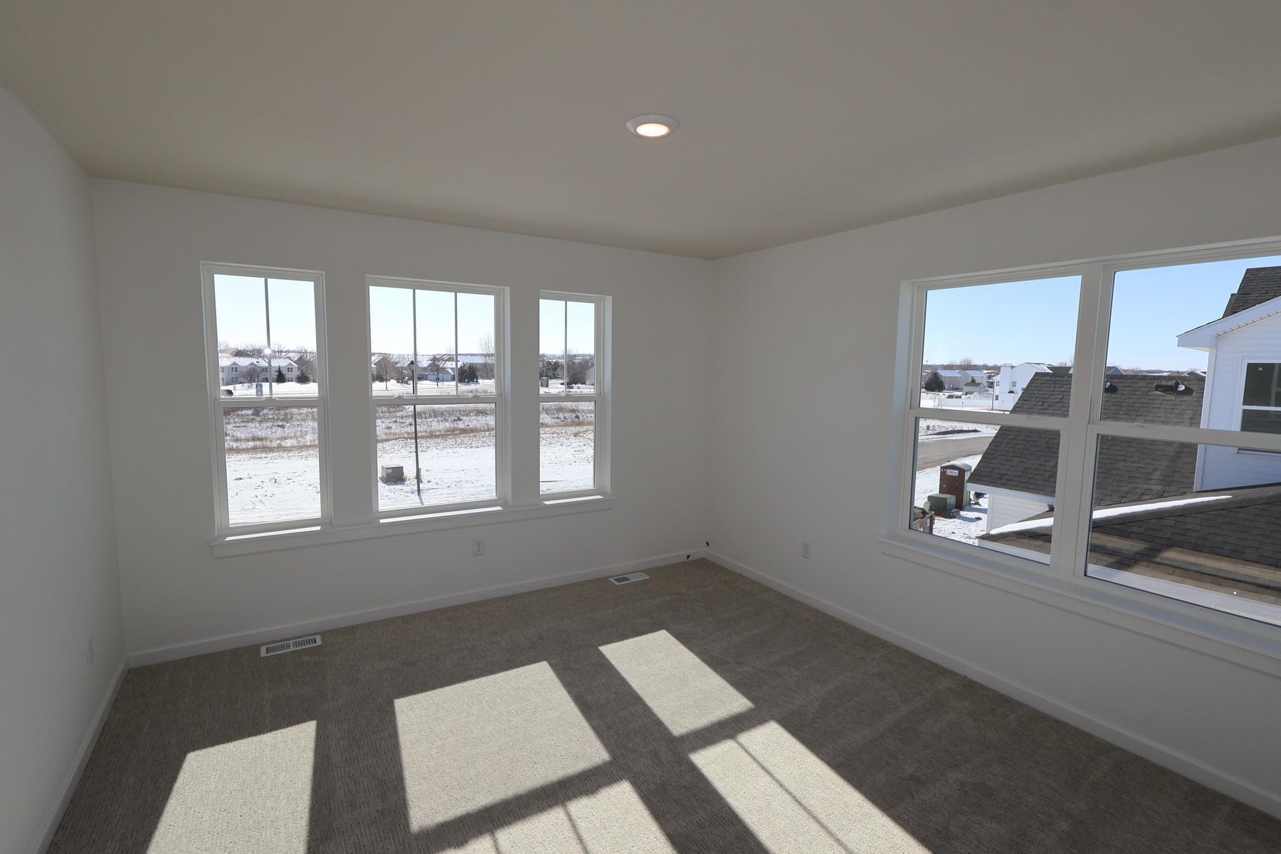 1691 Tyrone Drive Shakopee, MN 55379 - Photo 6 of 17