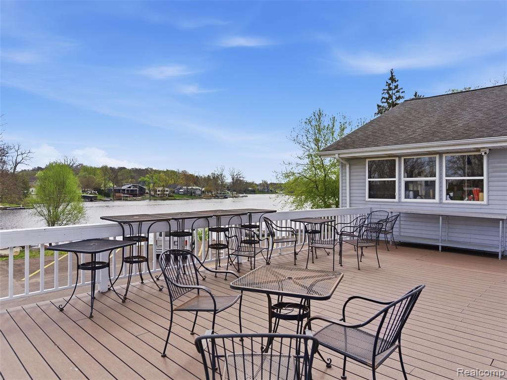 16342 Stages Island Fenton, MI 48430 - Photo 39 of 42