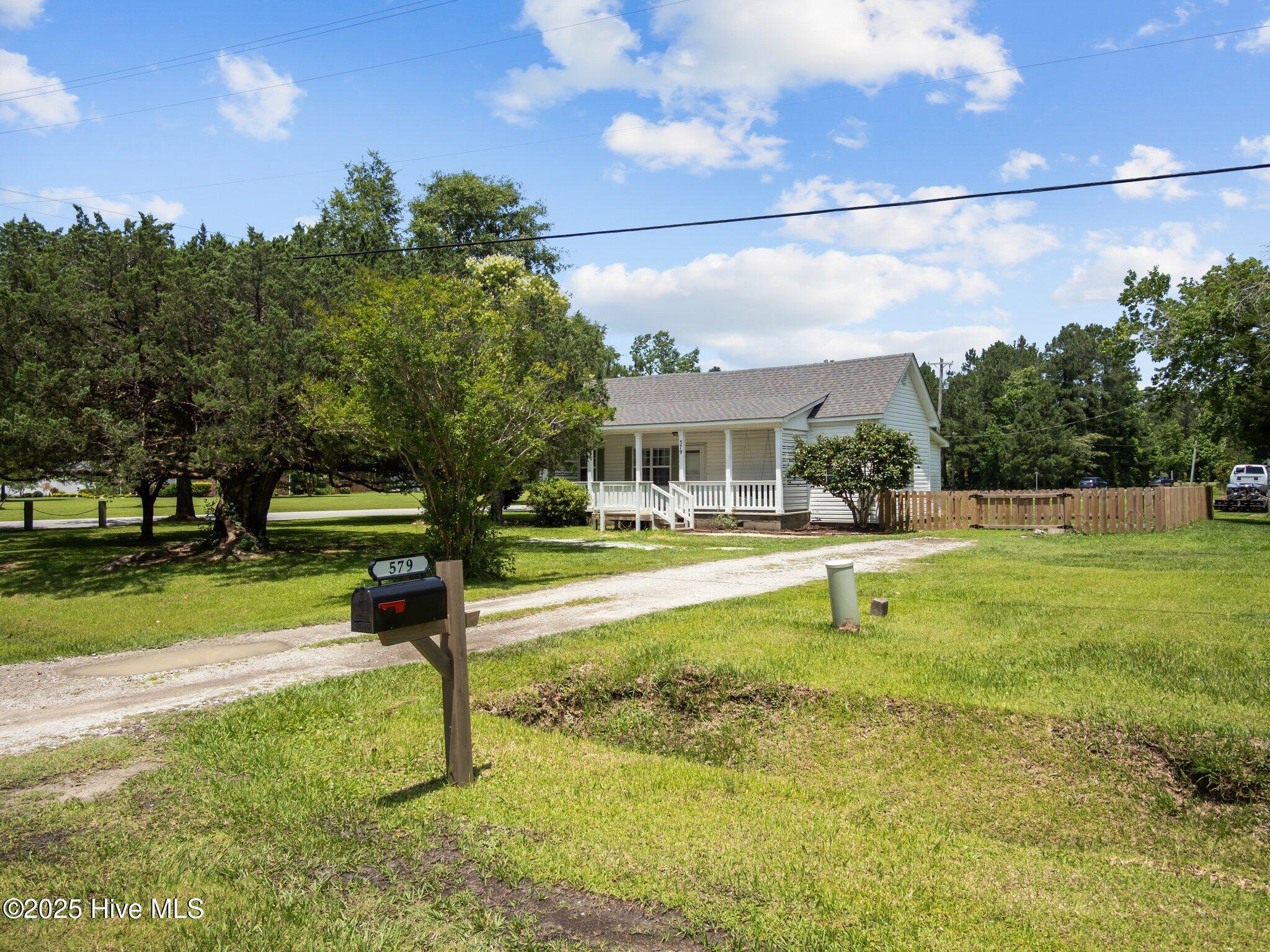 579 Hubert Boulevard Hubert, NC 28539 - Photo 1 of 50 1-web-or-mls-P6092534