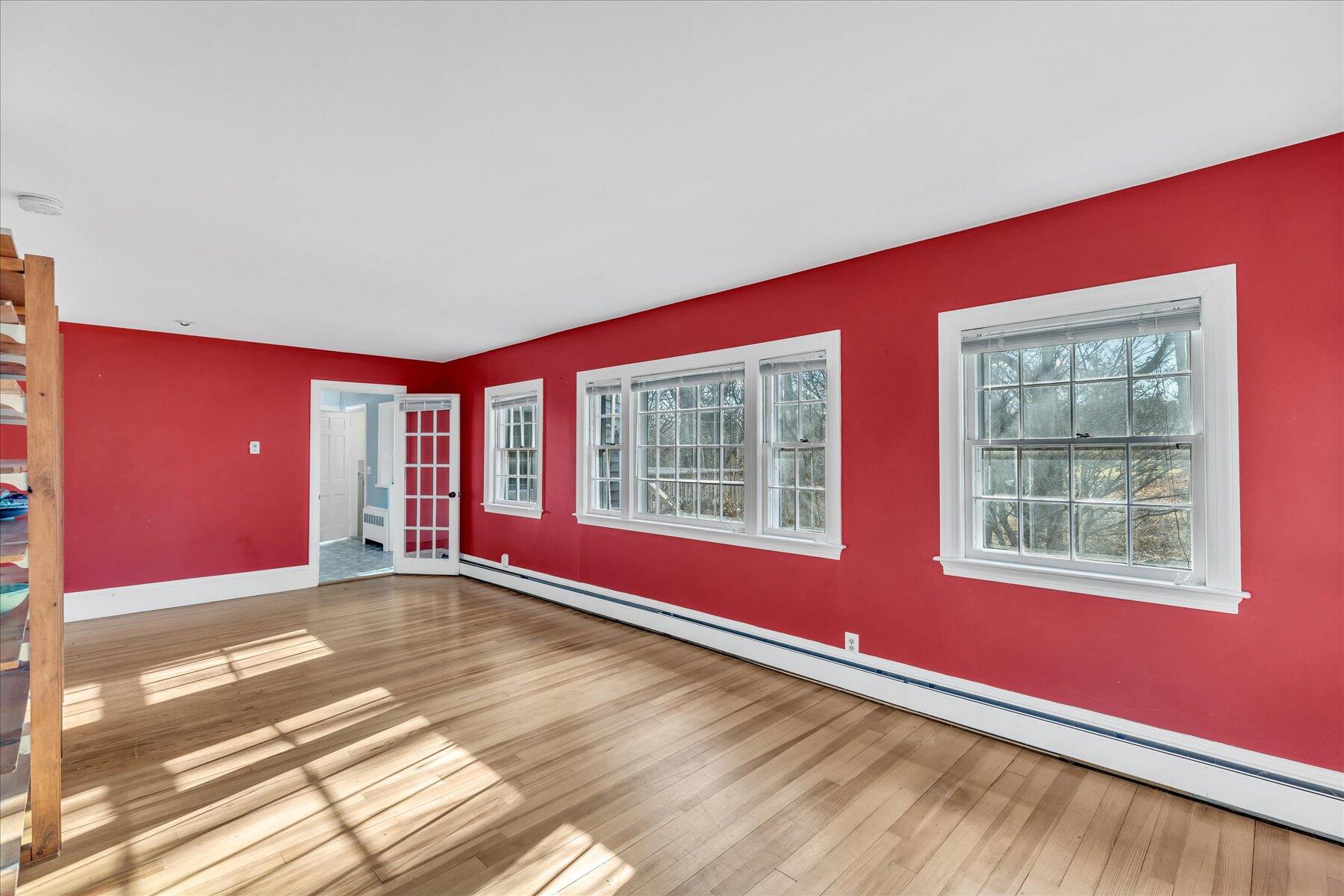 186 Maple Street West Barnstable, MA 02668 - Photo 12 of 27 33-Y1A0908