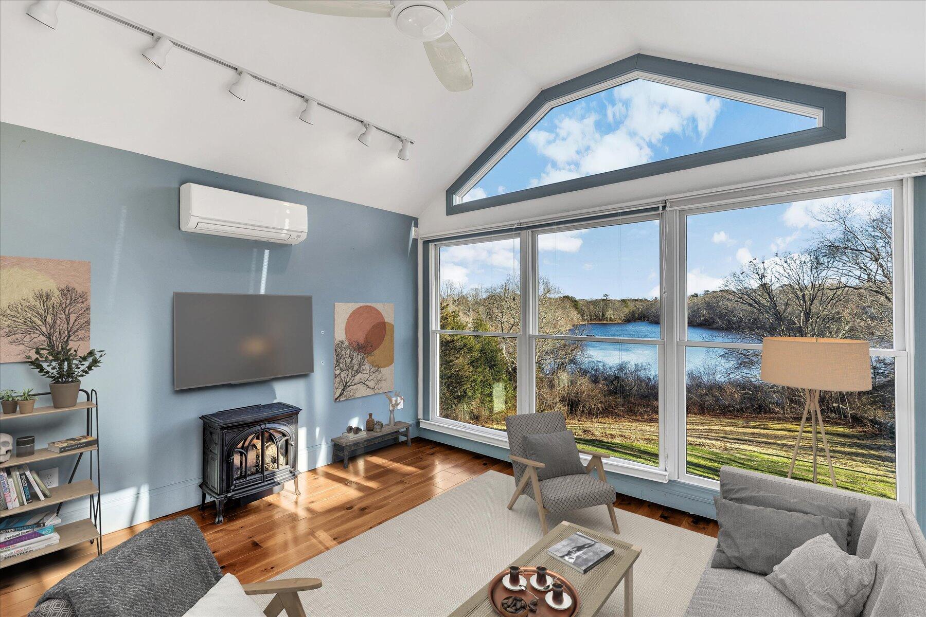 186 Maple Street West Barnstable, MA 02668 - Photo 3 of 27 06-Virtual Sun Room