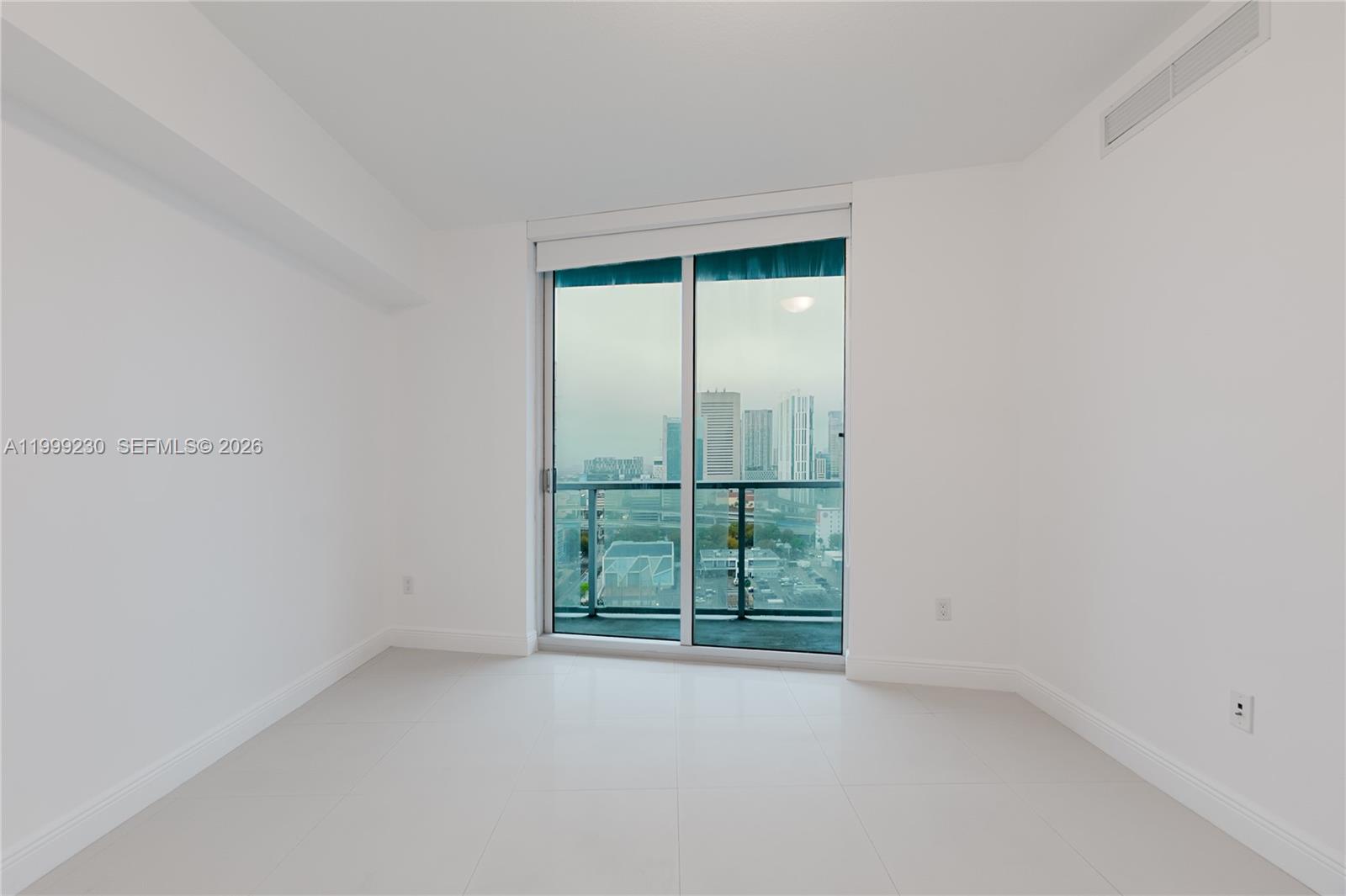 185 Southwest 7th Street, Unit 2007 Miami, FL 33130 - Photo 14 of 23