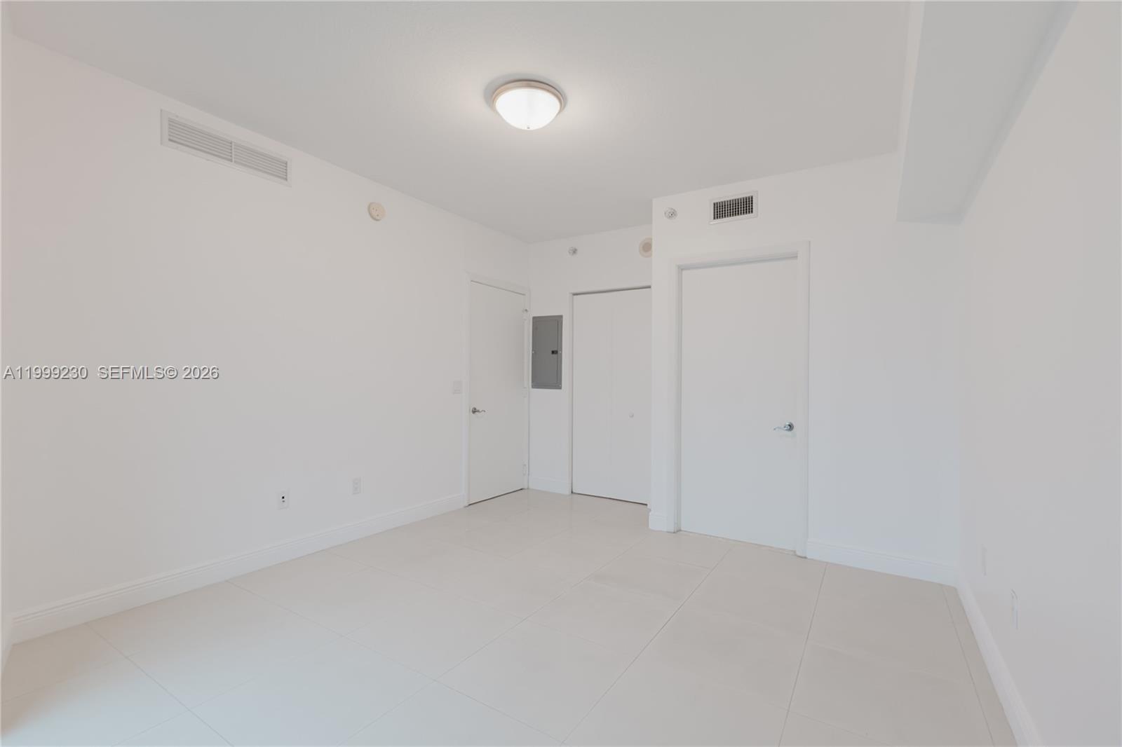 185 Southwest 7th Street, Unit 2007 Miami, FL 33130 - Photo 15 of 23