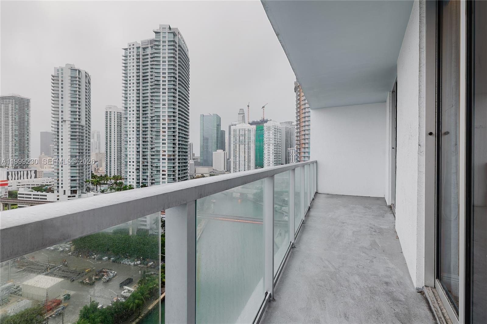 185 Southwest 7th Street, Unit 2007 Miami, FL 33130 - Photo 22 of 23