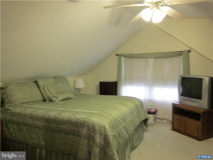 118 Alvil Road Wilmington, DE 19805 - Photo 12 of 14 Gallery Image 12