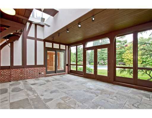 126 Hartshorn Road Providence, RI 02906 - Photo 8 of 20 Other.