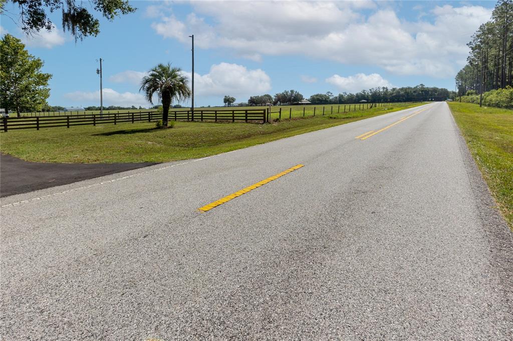 24063 Hayman Road Brooksville, FL 34602 - Photo 10 of 97