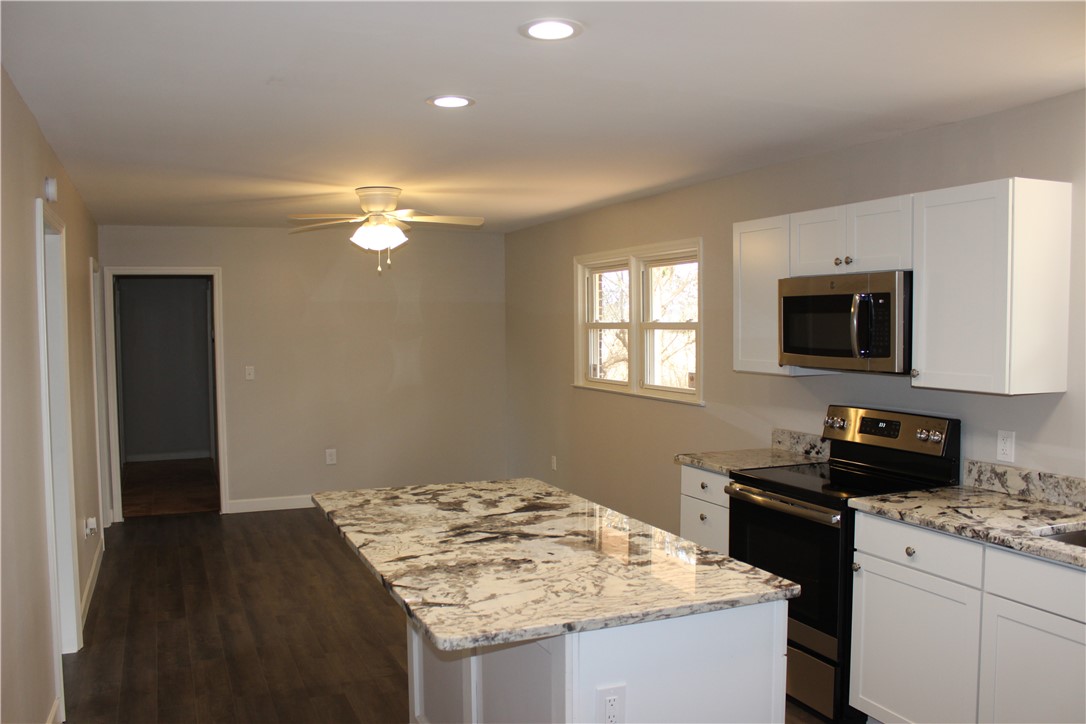 212 Warwick Street Anderson, SC 29621 - Photo 3 of 16
