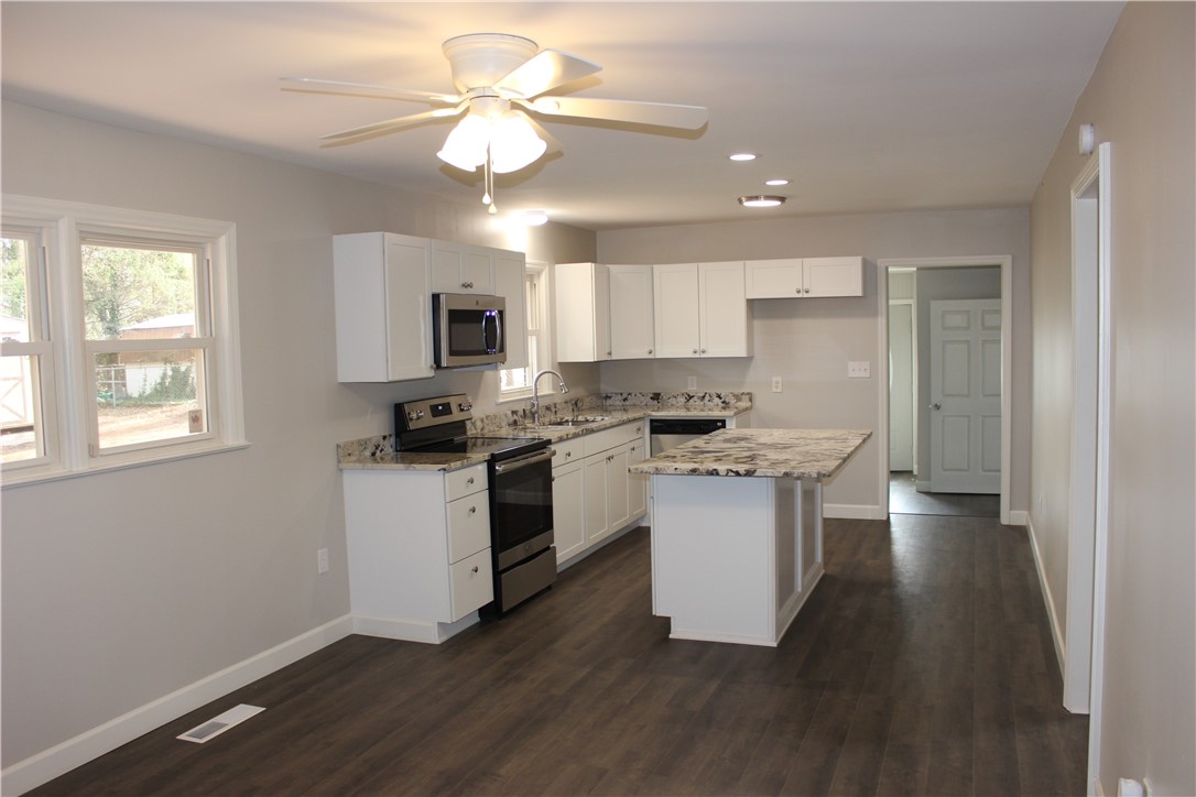 212 Warwick Street Anderson, SC 29621 - Photo 4 of 16