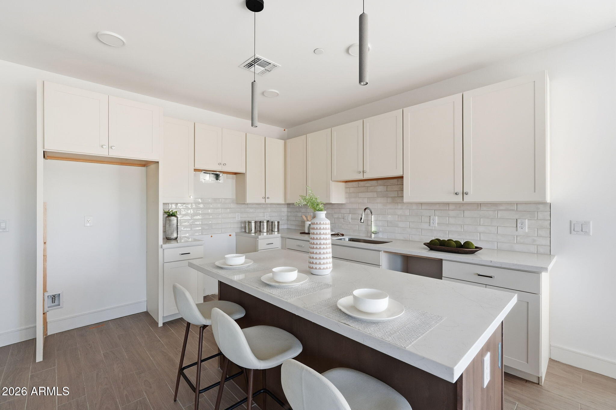 8137 East Brown Road, Unit 132 Mesa, AZ 85207 - Photo 9 of 46 11-web-or-mls-011_ListerPros