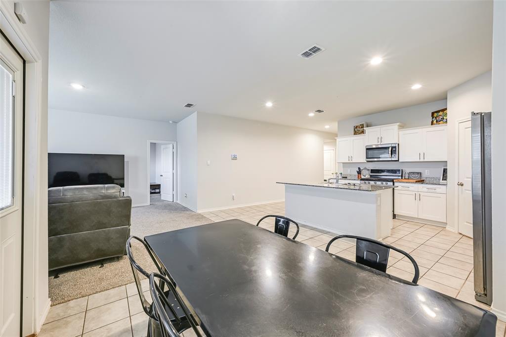 508 Bronze Circle West Springtown, TX 76082 - Photo 15 of 24