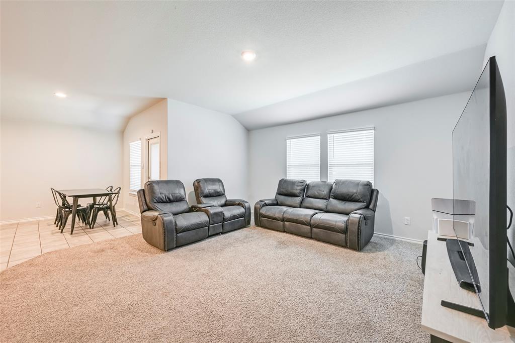 508 Bronze Circle West Springtown, TX 76082 - Photo 18 of 24