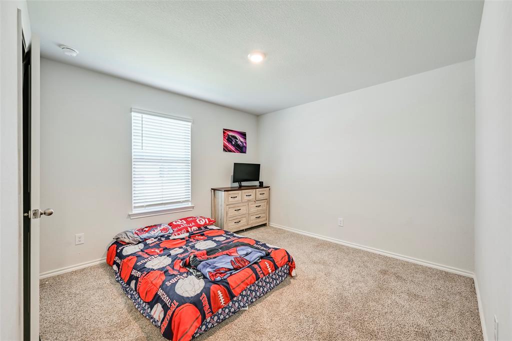 508 Bronze Circle West Springtown, TX 76082 - Photo 5 of 24