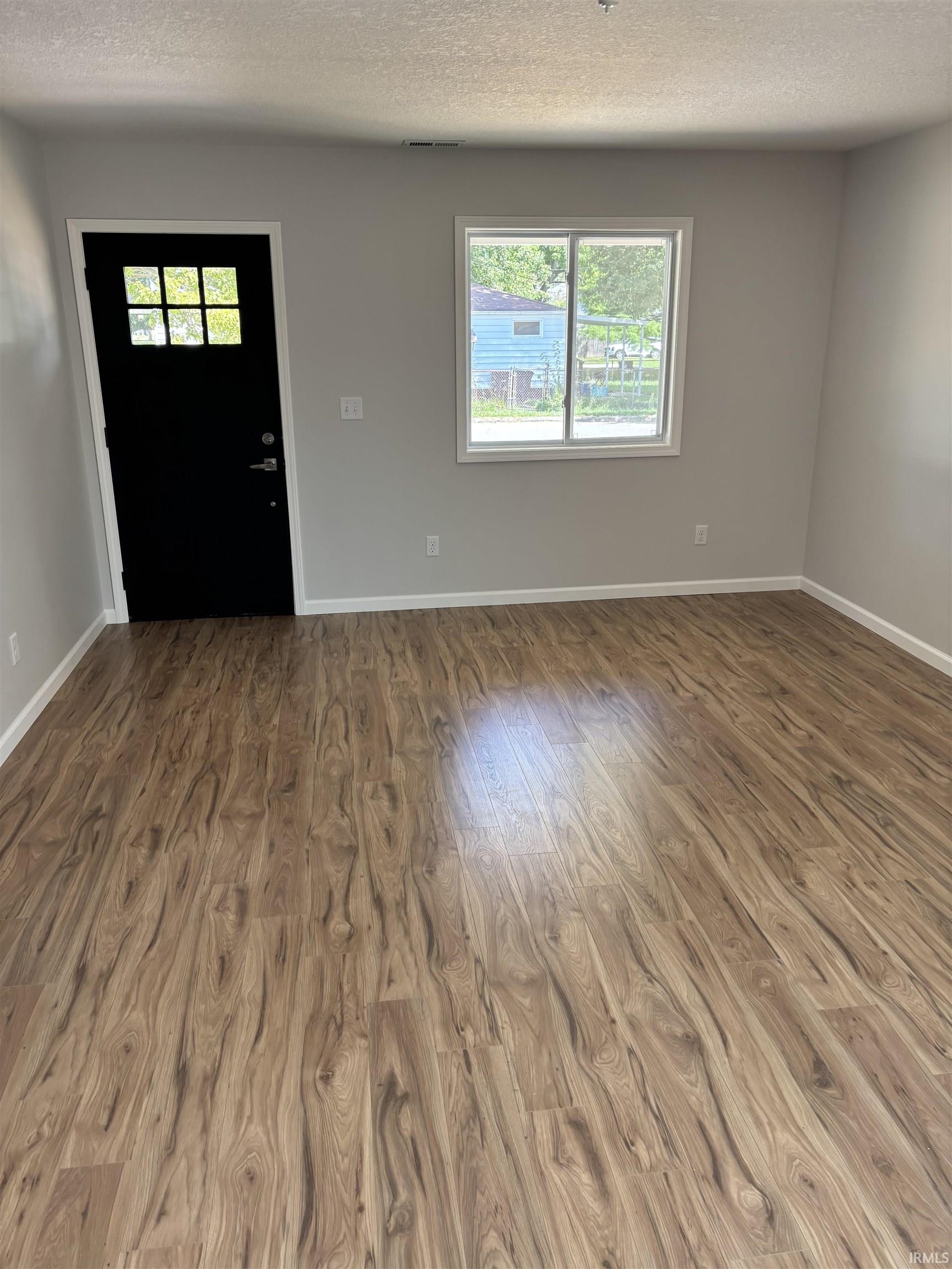 437 McBarnes Street Decatur, IN 46733 - Photo 11 of 13 Gallery Image 11