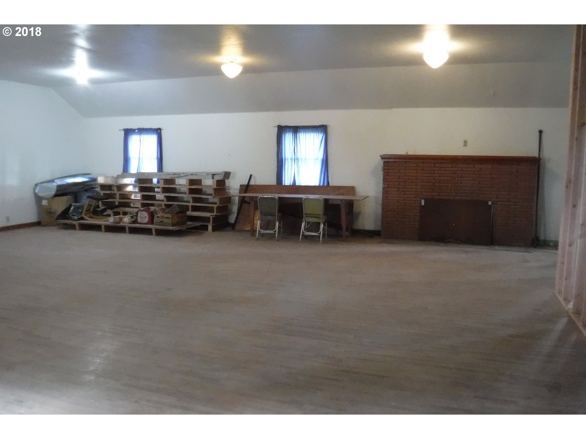 9241 Nusom Road Northeast Silverton, OR 97381 - Photo 6 of 24