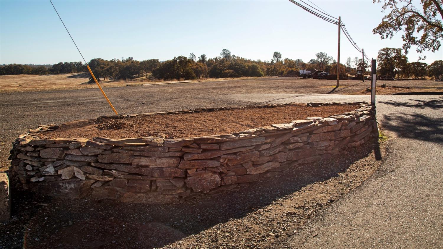 470 Highway 12 Valley Springs, CA 95252 - Photo 5 of 18 a view of an ocean beach