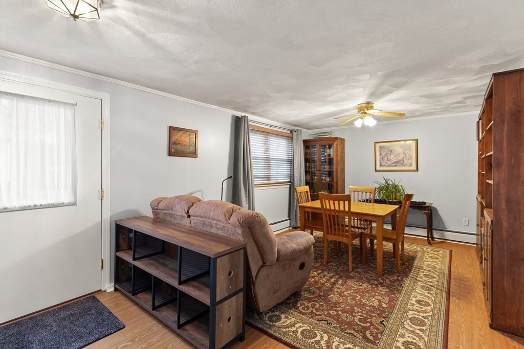 17 Gallows Hill Road Salem, MA 01970 - Photo 3 of 35