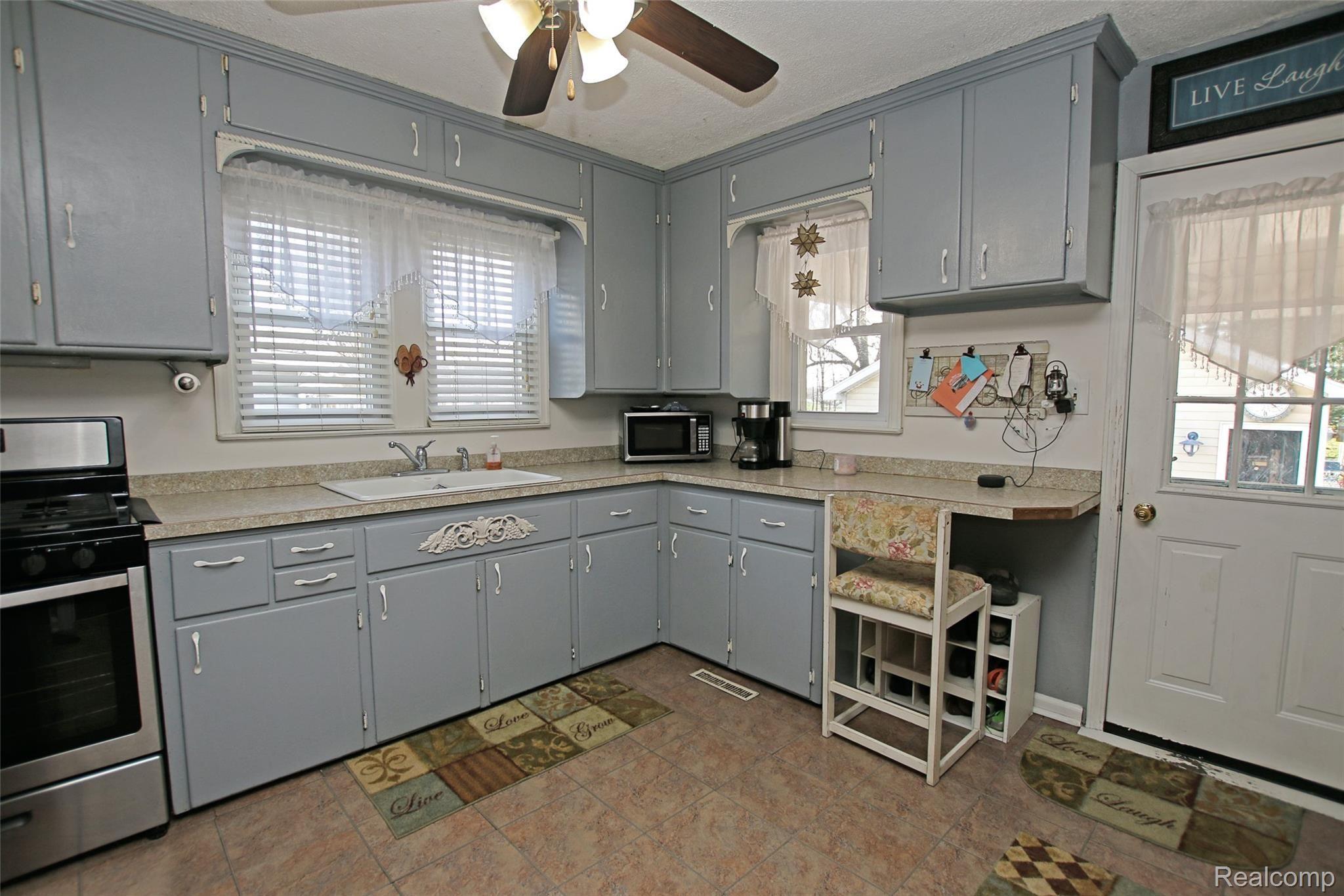 6363 Gale Road Atlas, MI 48411 - Photo 8 of 46 8) Kitchen.jpg