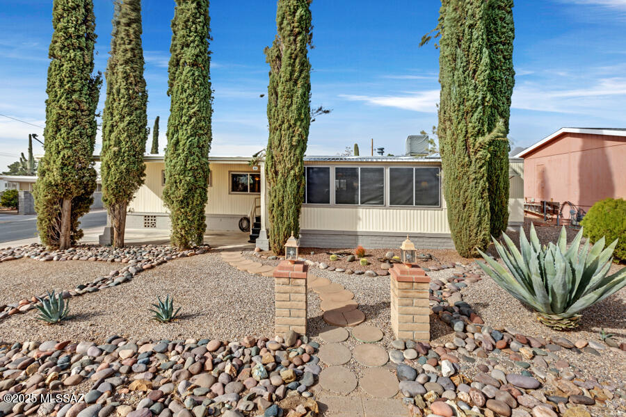 5320 West Rocking Cir Street Tucson, AZ 85713 - Photo 3 of 34 Gallery Image 3