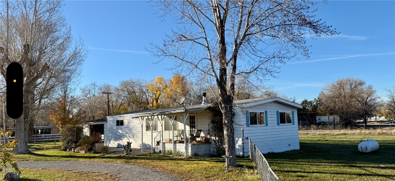 3815 Glen Street Reno, NV 89502 - Photo 8 of 24 a front view of a house with garden