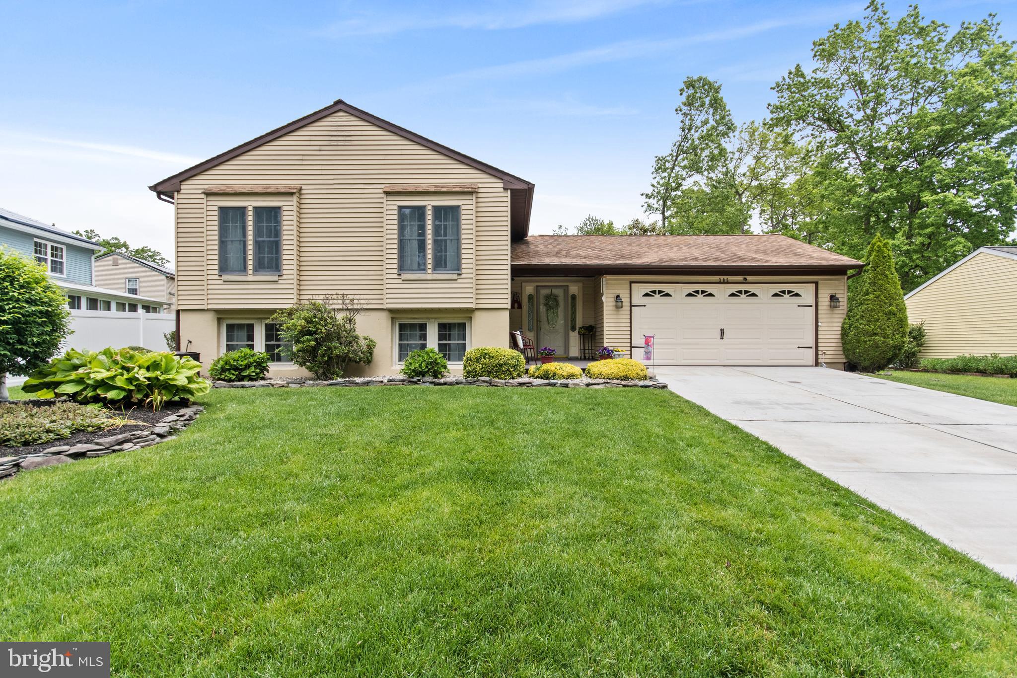 305 Balsam Road Williamstown, NJ 08094 - Photo 3 of 29 Gallery Image 3