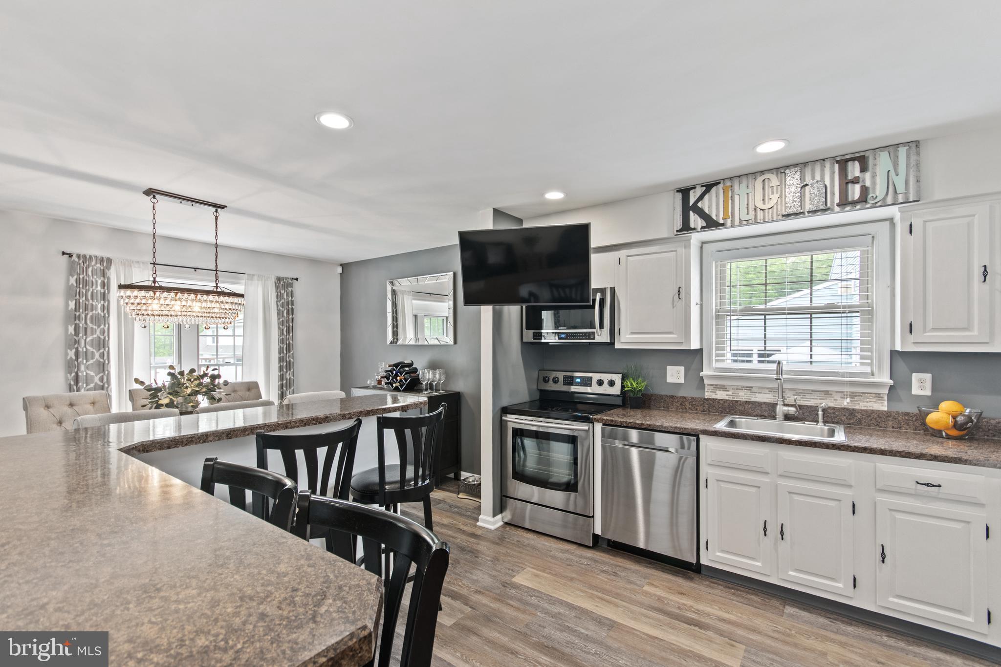 305 Balsam Road Williamstown, NJ 08094 - Photo 7 of 29 Gallery Image 7