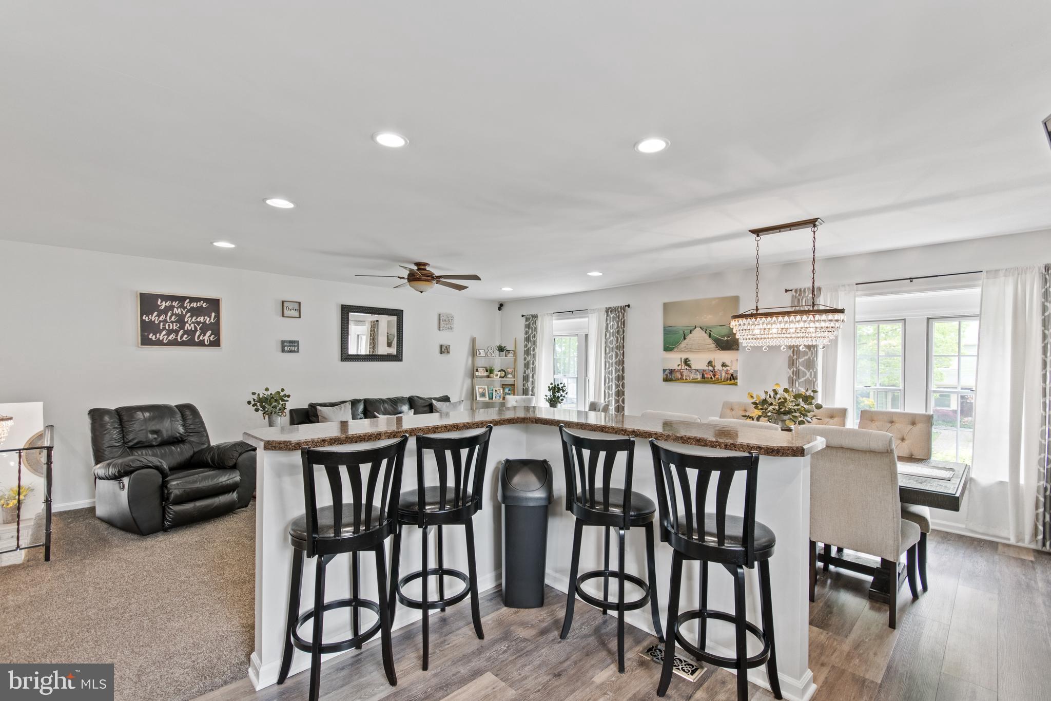 305 Balsam Road Williamstown, NJ 08094 - Photo 9 of 29 Gallery Image 9