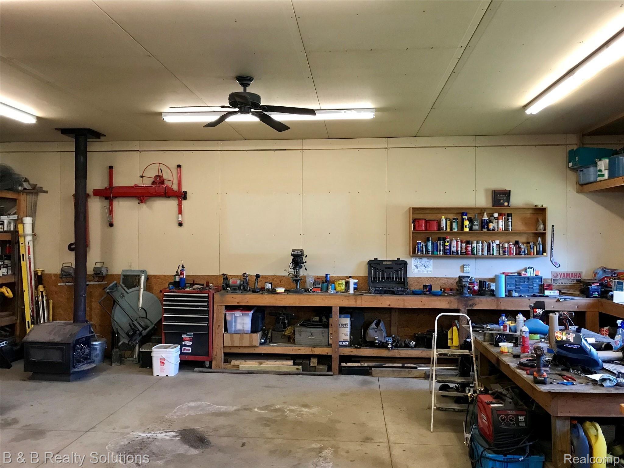 2457 Dodds Road North Branch, MI 48461 - Photo 18 of 71 IMG_3730.JPG